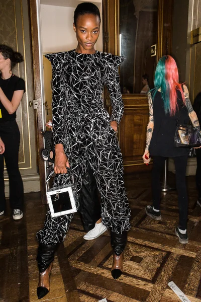 Look 22